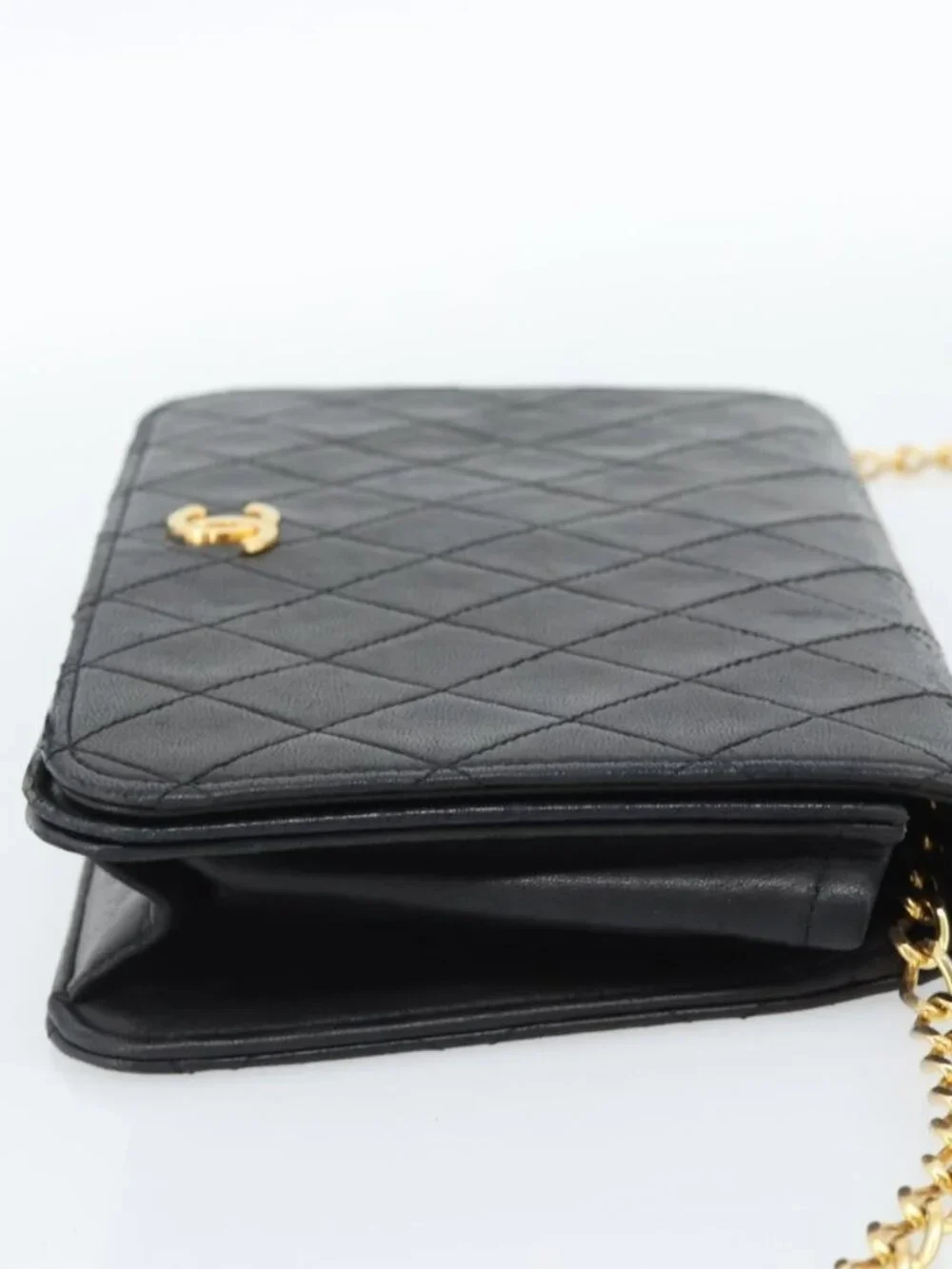 CHANEL Matelasse Chain Shoulder Bag Lamb Skin Black CC Auth 62395